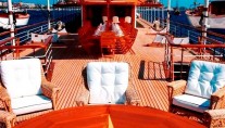 DELPHINE - Promenade Deck